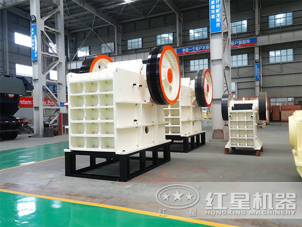 69石頭顎破機廠家，提供現(xiàn)貨，可到場考察