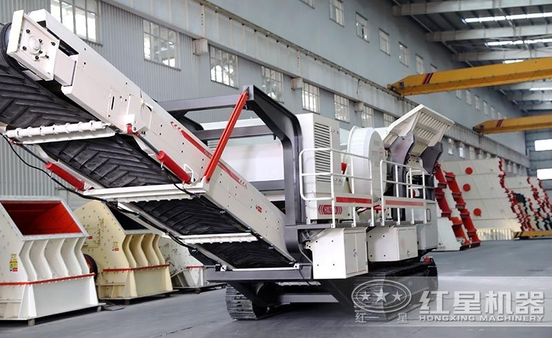 小型車(chē)載式鵝卵石破碎機(jī)，履帶液壓驅(qū)動(dòng)