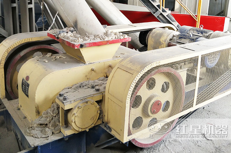 對(duì)輥破碎機(jī)案例現(xiàn)場(chǎng)，歡迎您的參觀