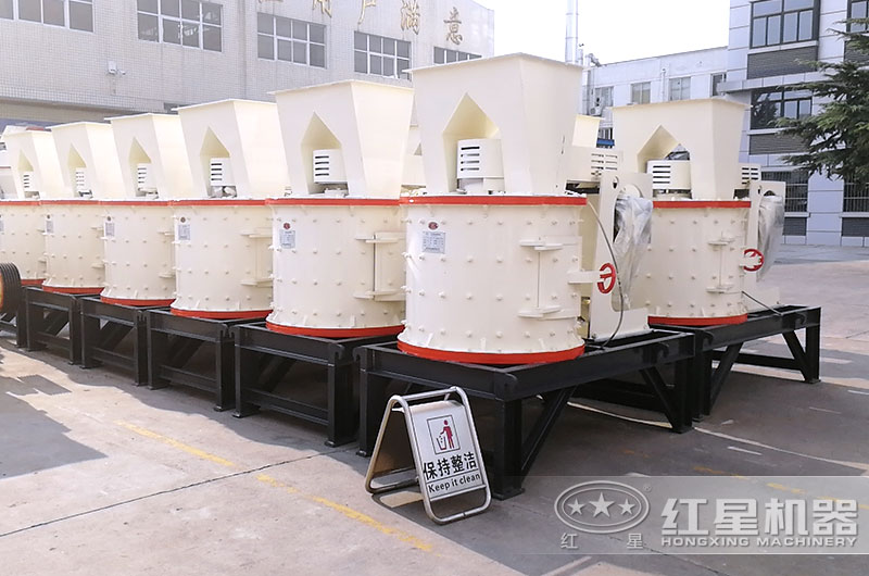 立式破碎機(jī)型號(hào)齊全，有現(xiàn)貨
